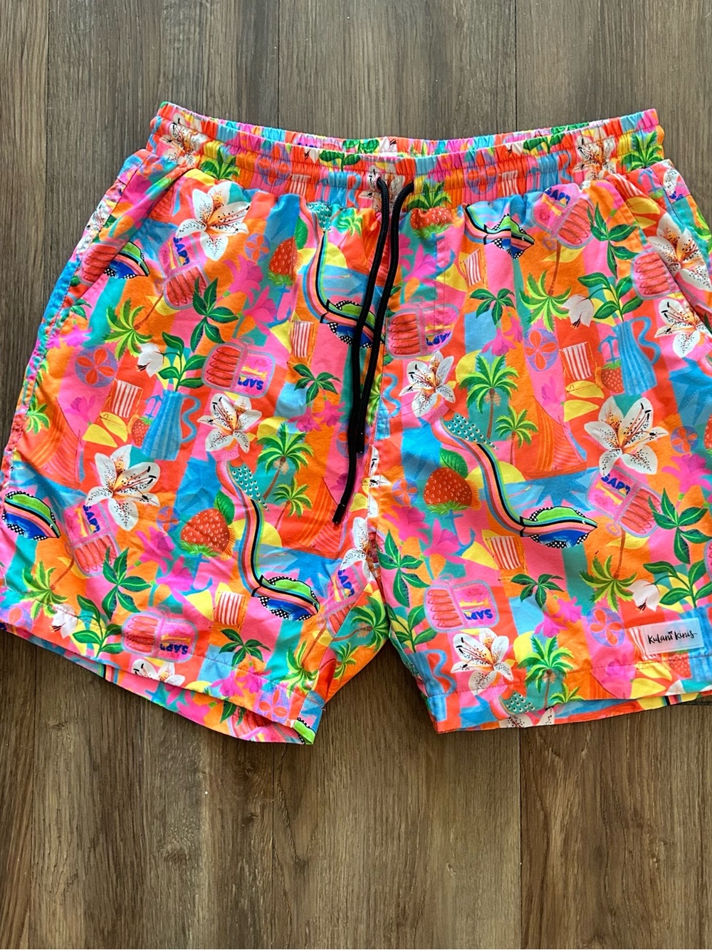 Kulani Kinis Swim Trunks Mens Floral Summer Hawaiian Multicolor Medium Lined